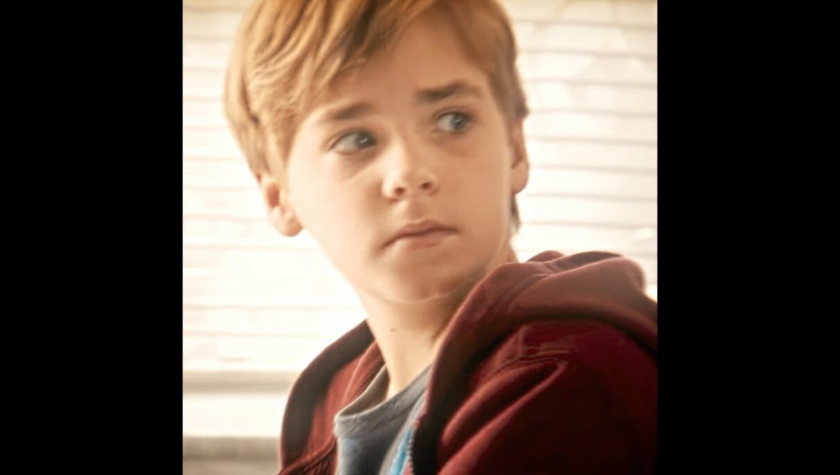 An adopted boy found his father because of Santa #tvshow #edit